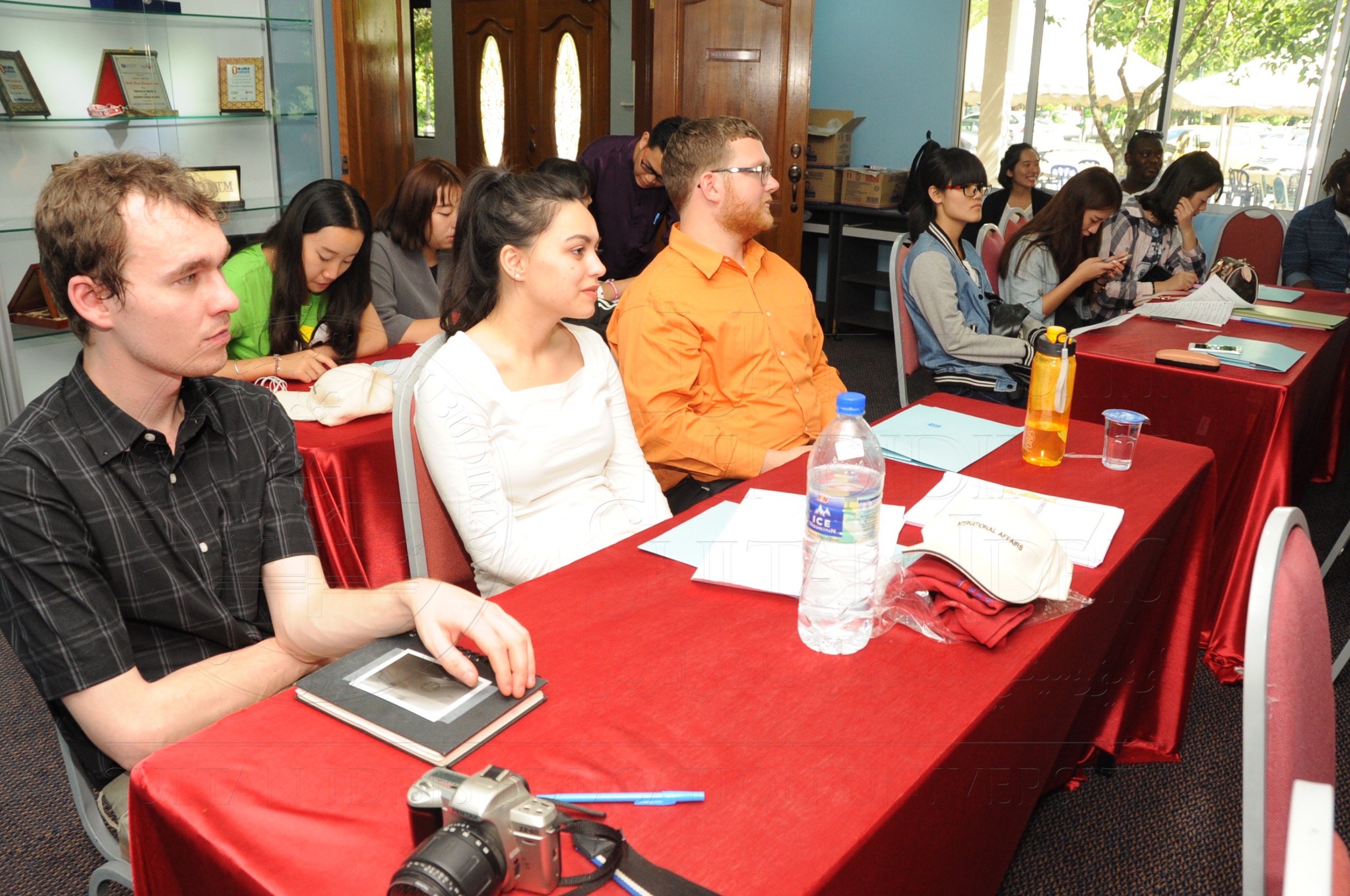 PRO16 17 antarabangsa HAS 0129